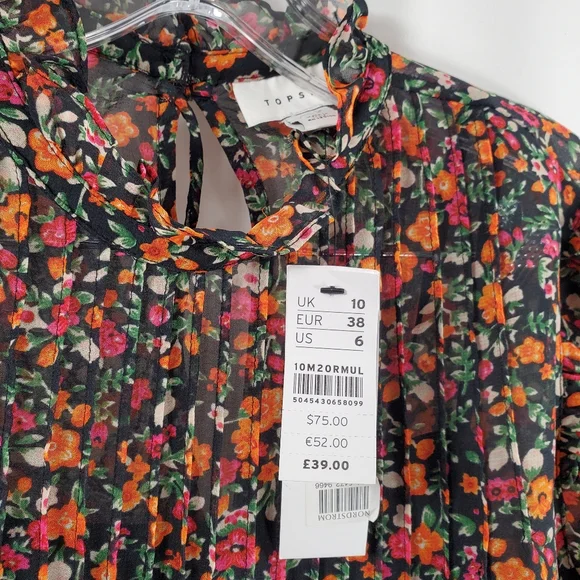 Topshop Mini Dress with Pintuck Detail in Ditsy Floral Long Sleeves Sz 6 NEW - Picture 7 of 9